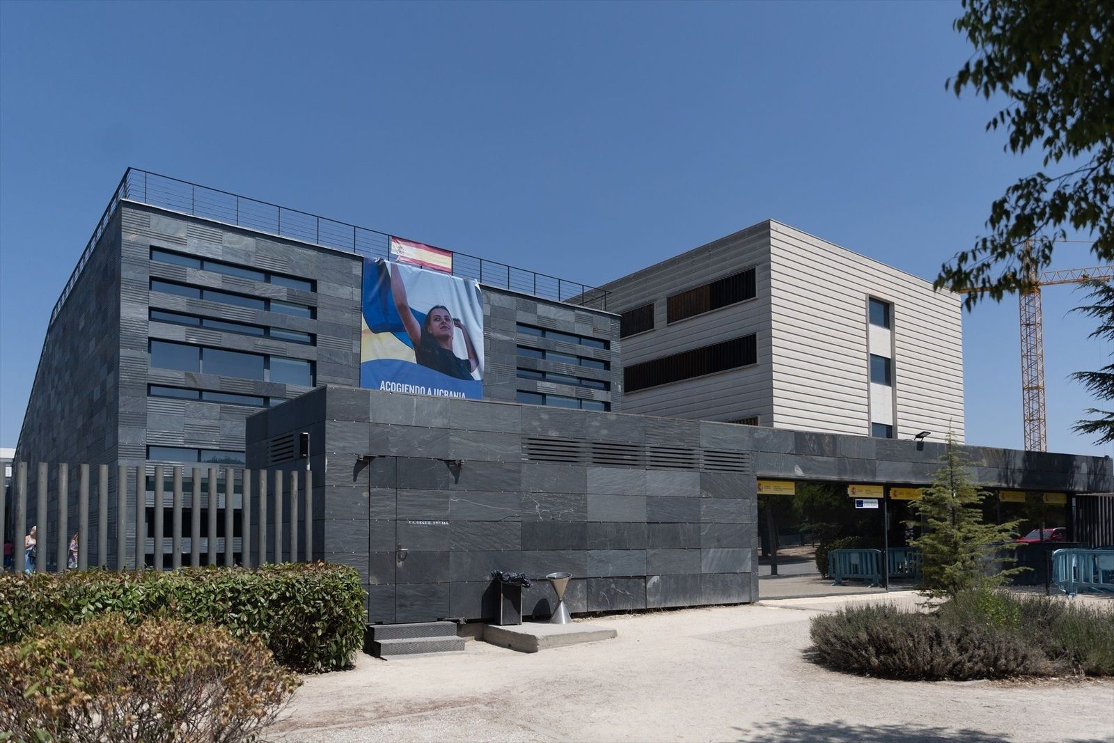 Pozuelo recurrirá la suspensión del cierre del centro de atención a refugiados