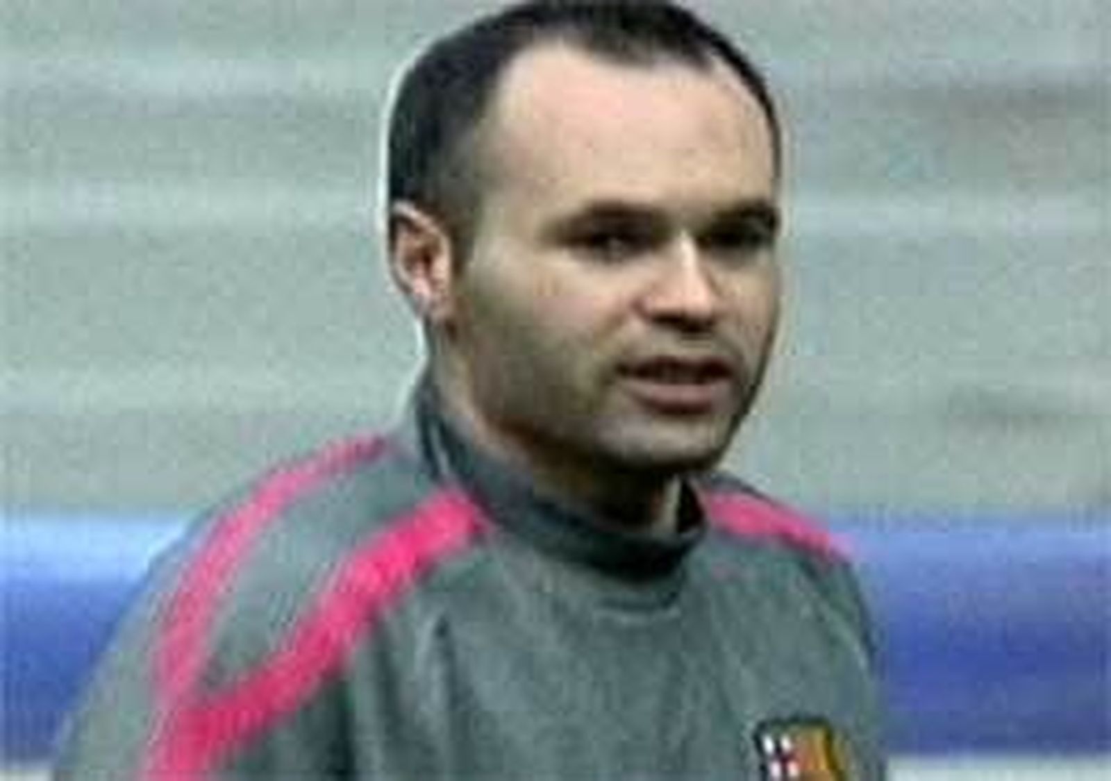 Guardiola sostiene que Iniesta no jugará ante el Real Madrid