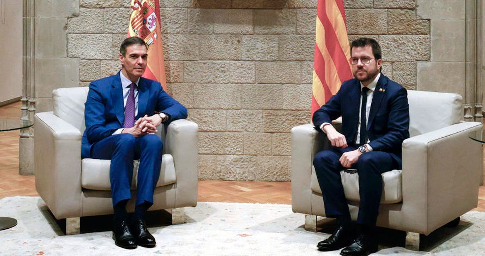 Abucheos independentistas a Sánchez y Aragonès en Barcelona