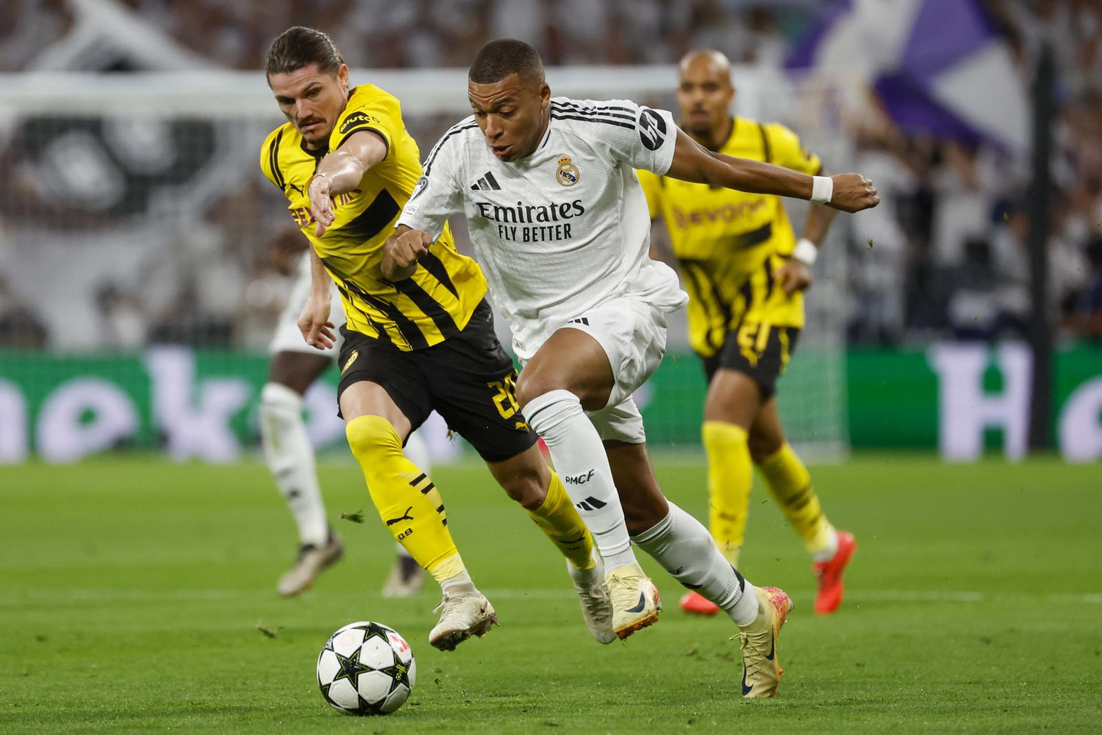 Mbappé ante el Borussia Dortmund