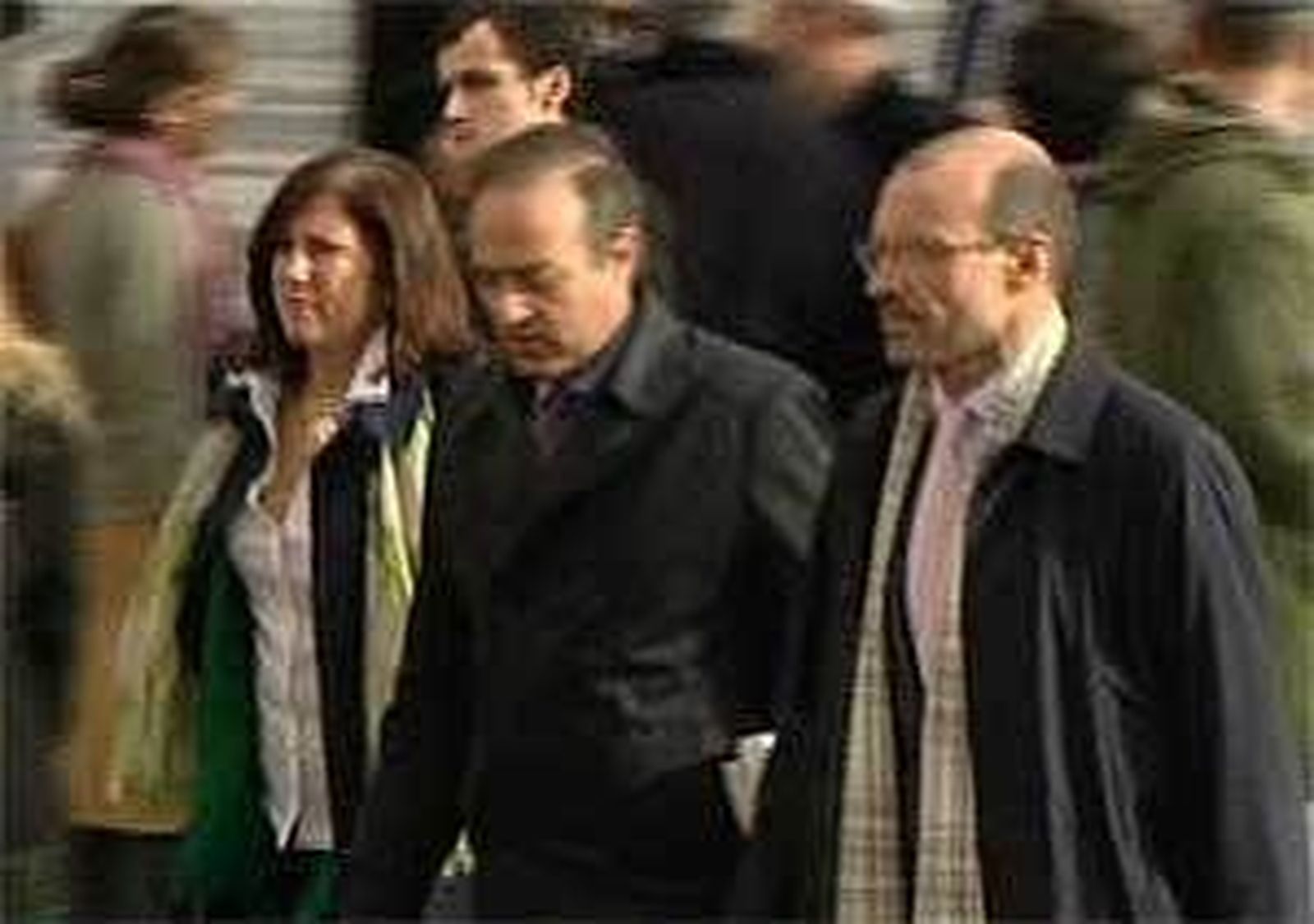 Rivero, el exconsejero de Madridec, dice que no ocultó el contrato con Flores