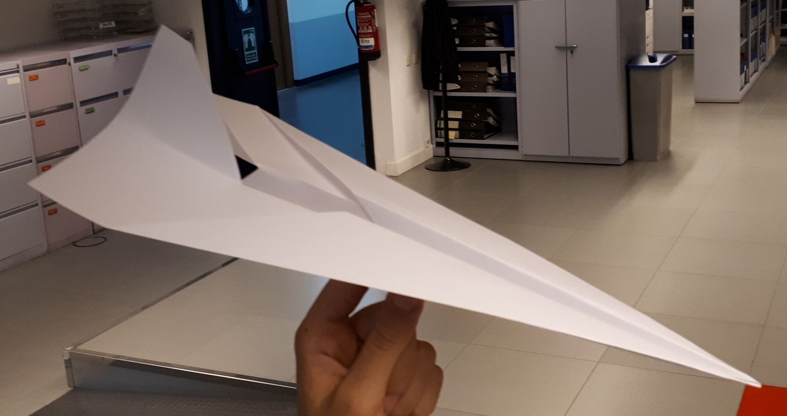 Un avión de papel