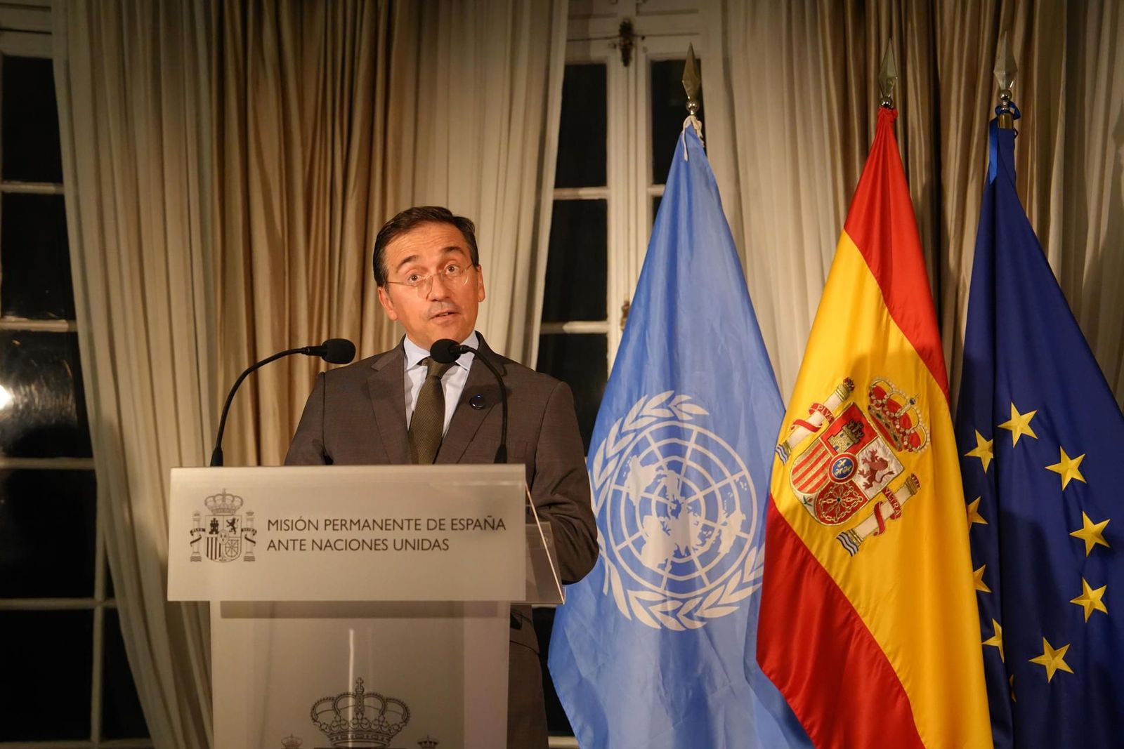 "Ellos van a colaborar": Albares se reunirá en Nueva York con su homólogo marroquí para abordar el retorno de inmigrantes que siguen en Ceuta