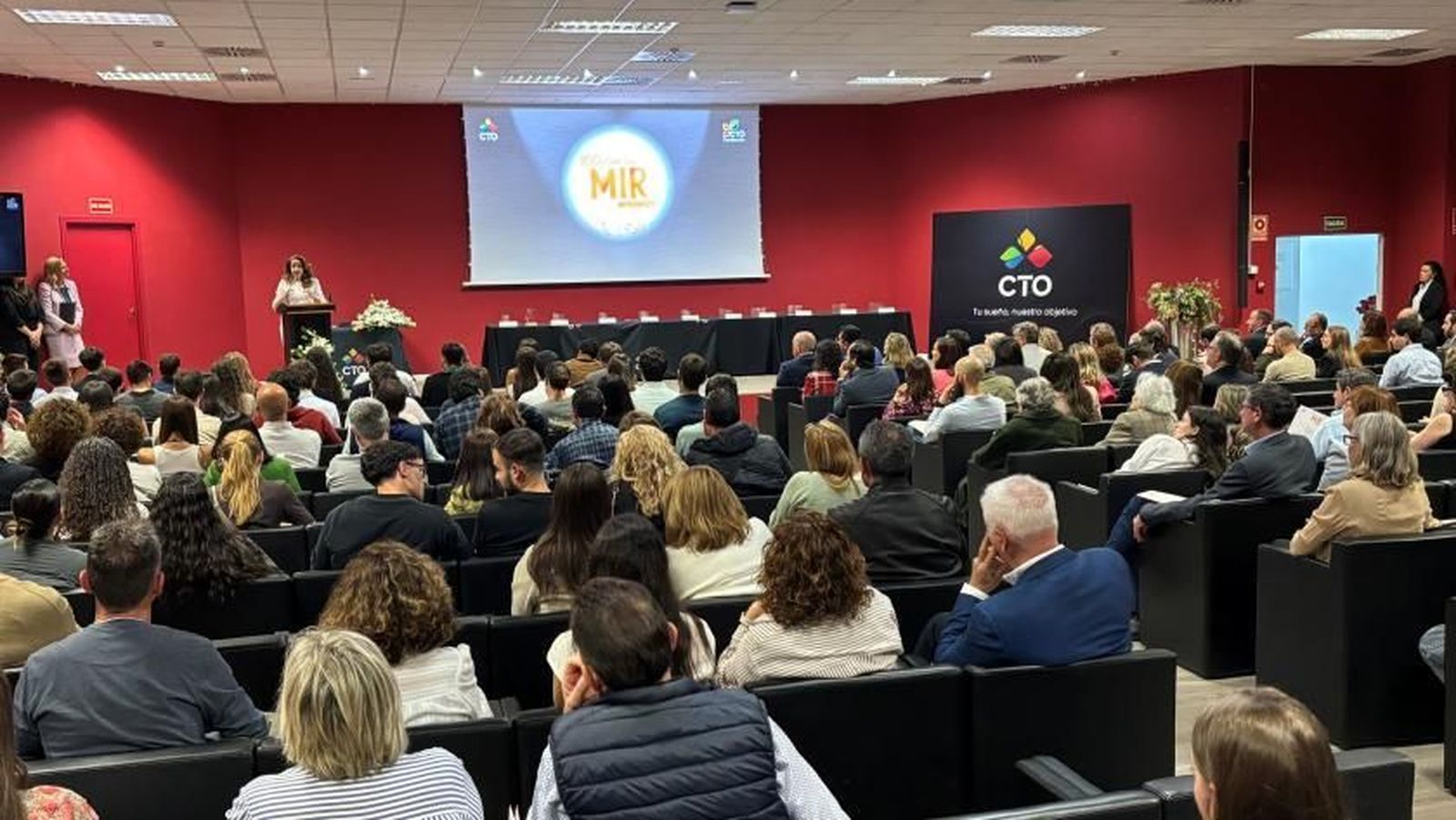 Madrid rinde homenaje a los mejores del MIR 2026
