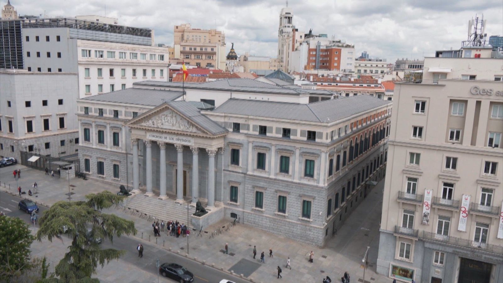 Descubriendo Madrid: Las Cortes