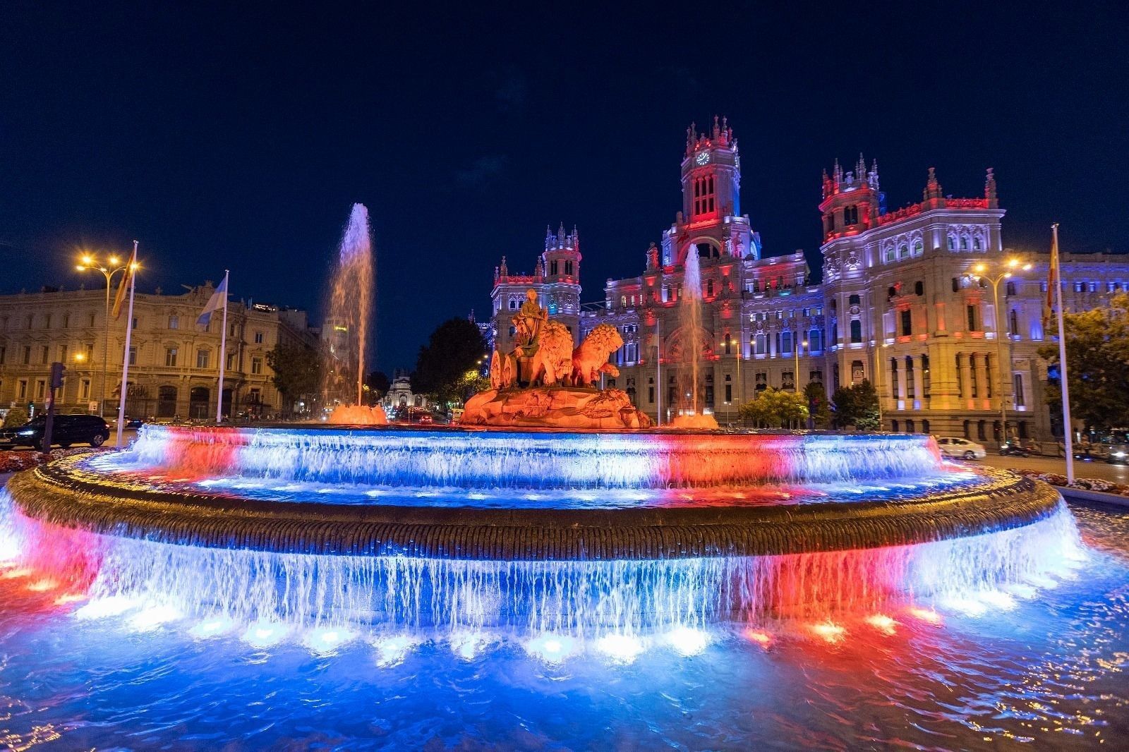 La fuente y el palacio de Cibeles rendirán homenaje a Gran Bretaña por la muerte de Isabel II