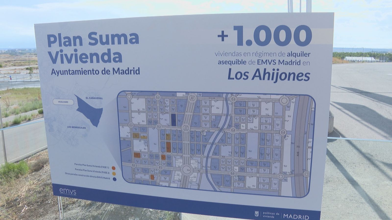 Cartel anunciador del 'Plan Suma Vivienda'