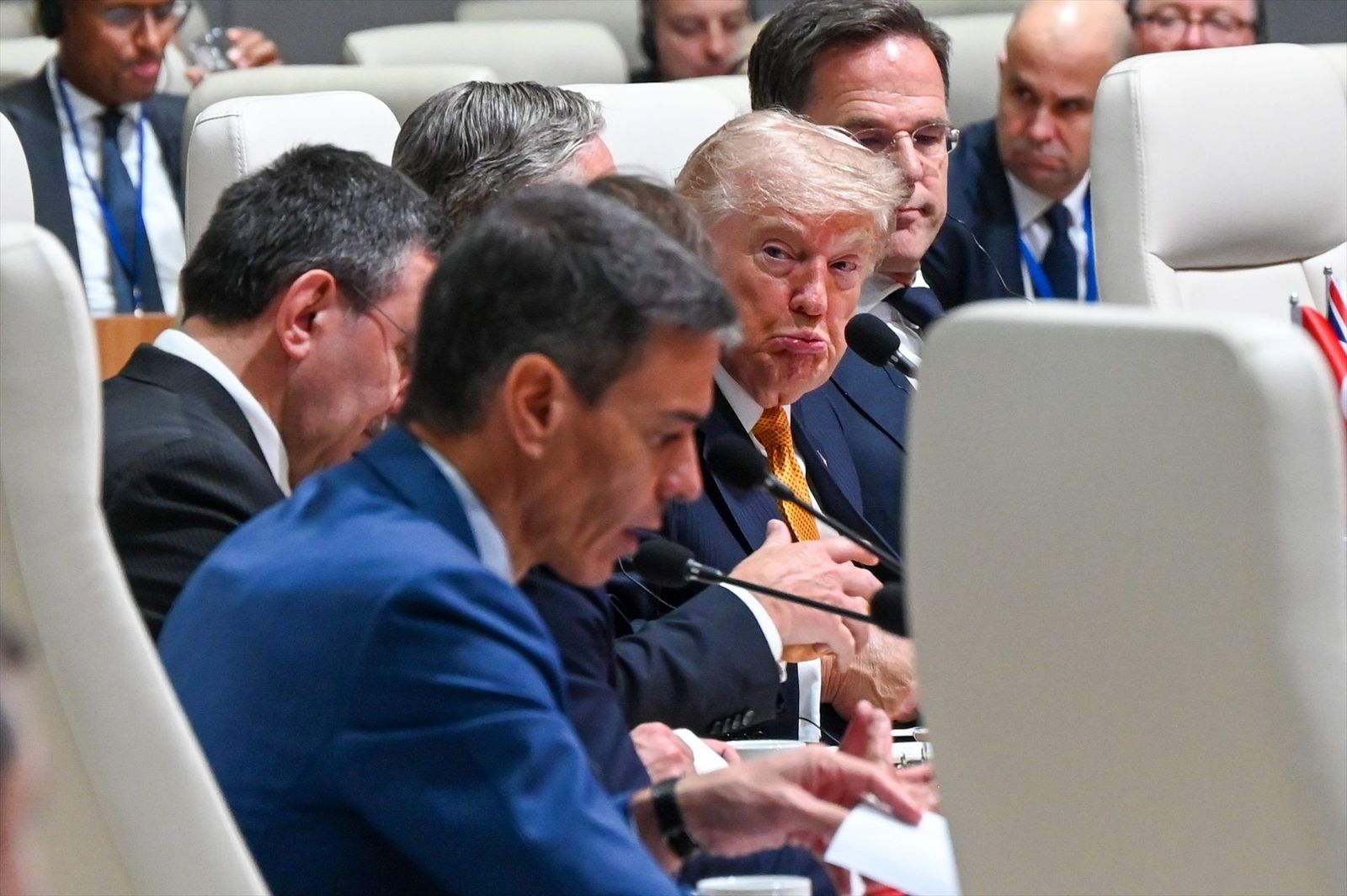 Trump vuelve a plantear el "problema" de Groenlandia y da por rota la paz con Irán