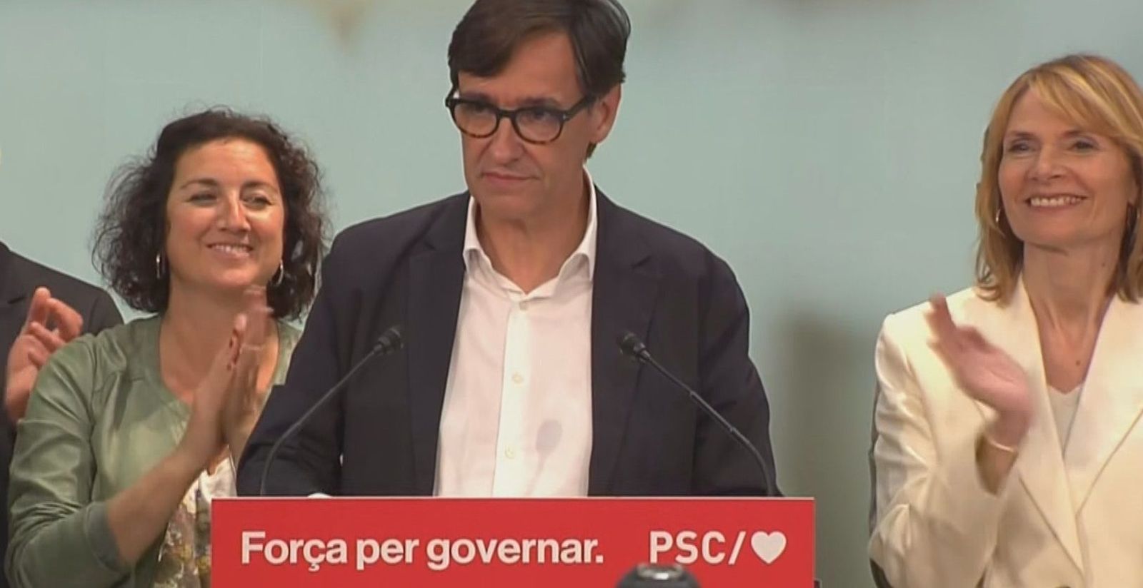Las elecciones abren un futuro incierto en Cataluña y a Illa sujeto al juego de pactos