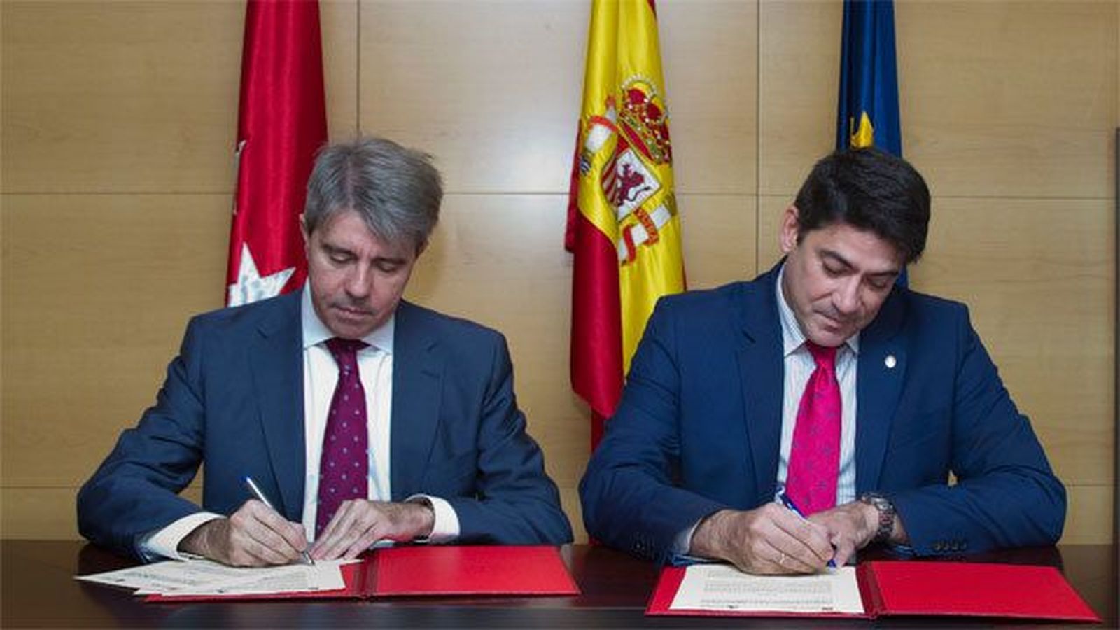 La Comunidad y la Federación de Municipios impulsarán la Ley de Transparencia