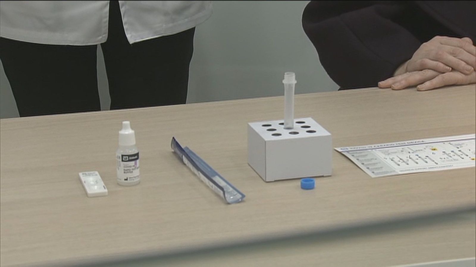 Las farmacias madrileñas podrán hacer test de antígenos a partir del jueves