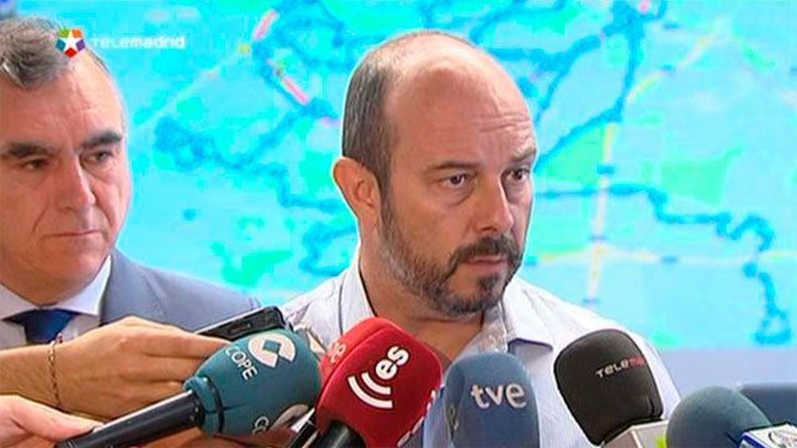 Metro transportó a 70.000 usuarios durante su  apertura nocturna del sábado