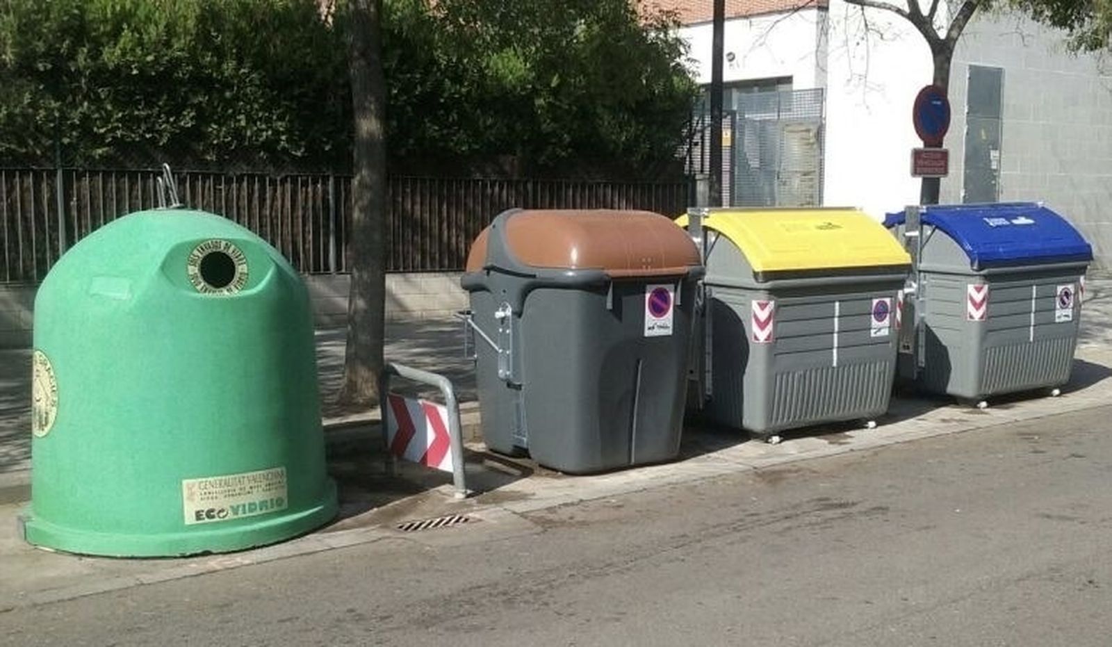 Contenedores de reciclaje
