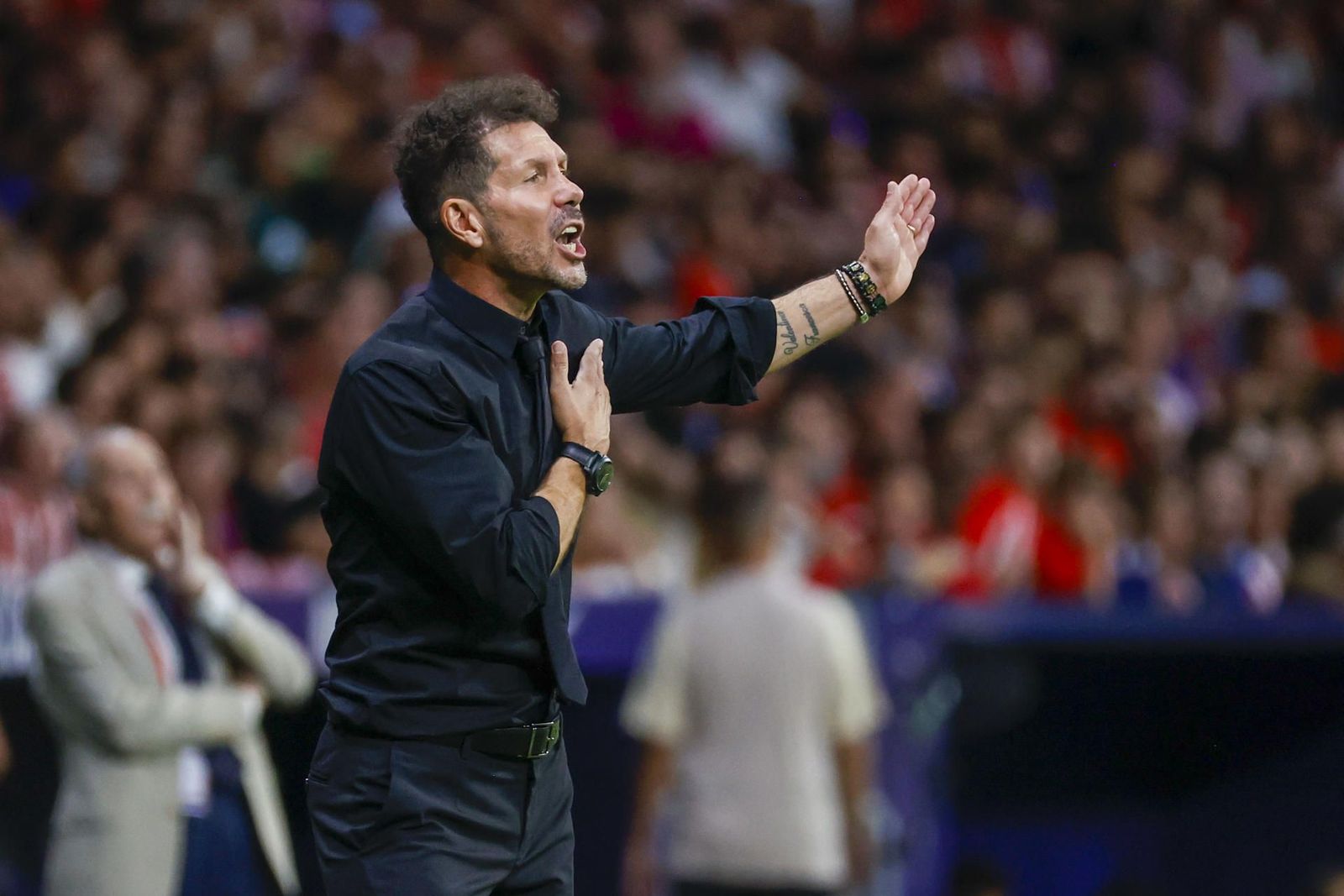 Simeone: "Necesitamos un refuerzo en el medio centro"