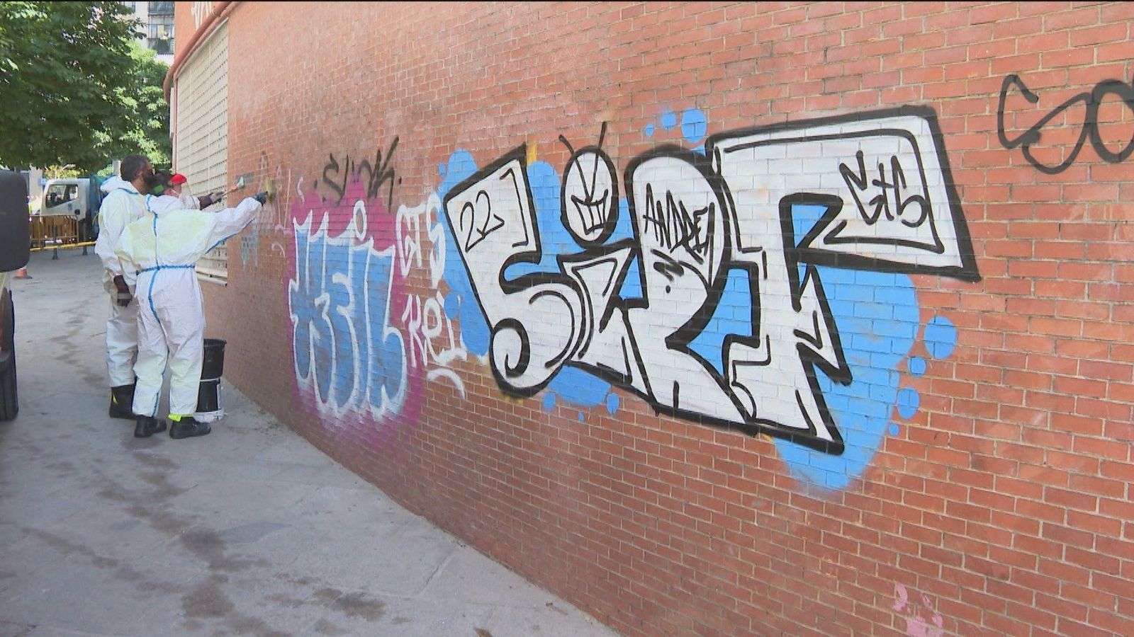 La Brigada Antigrafiti de la Policía Municipal comenzará a funcionar esta semana y tendrá 40 agentes