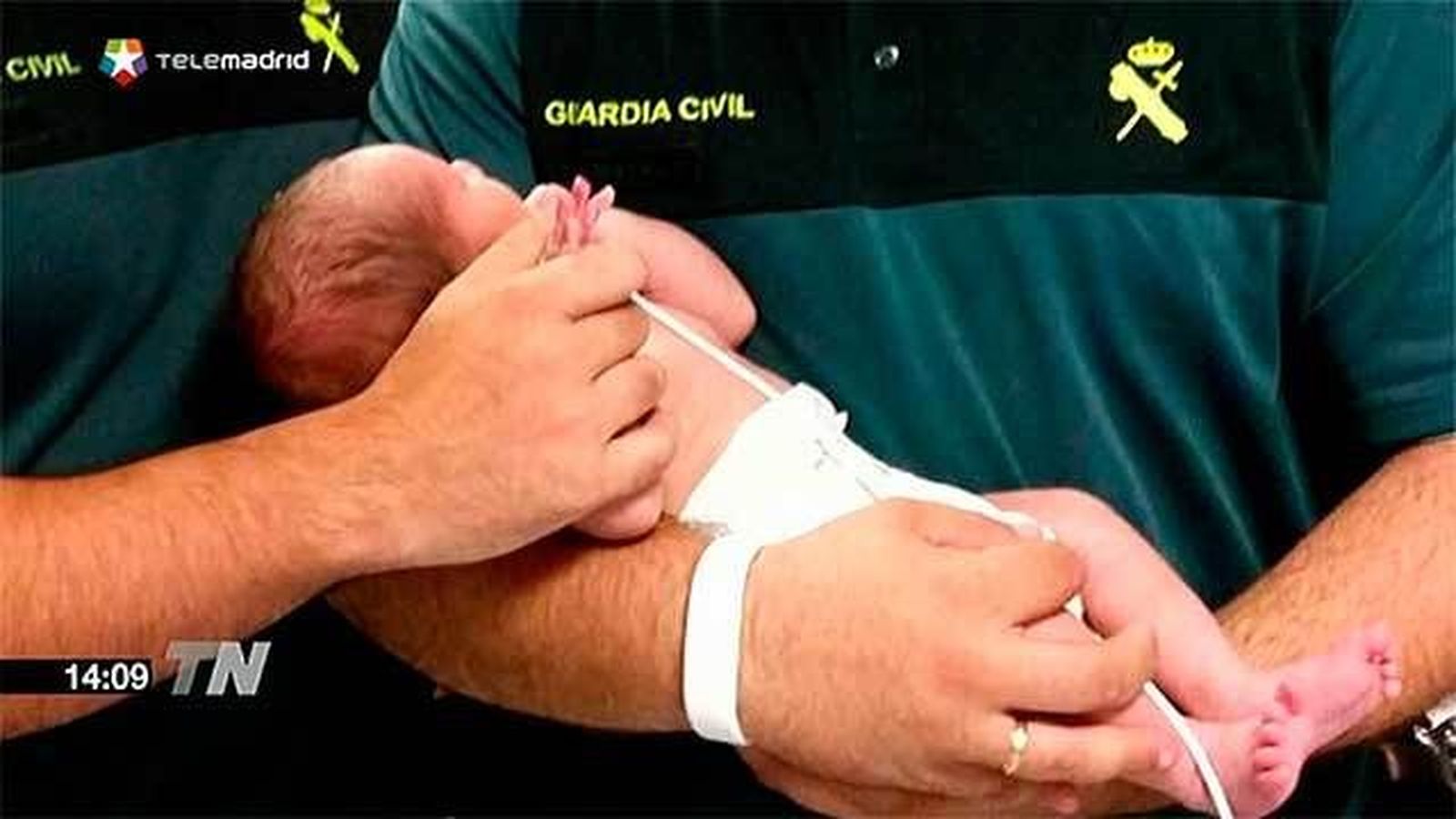 Detenida la madre del bebé arrojado ayer a un contenedor de basura en Mejorada