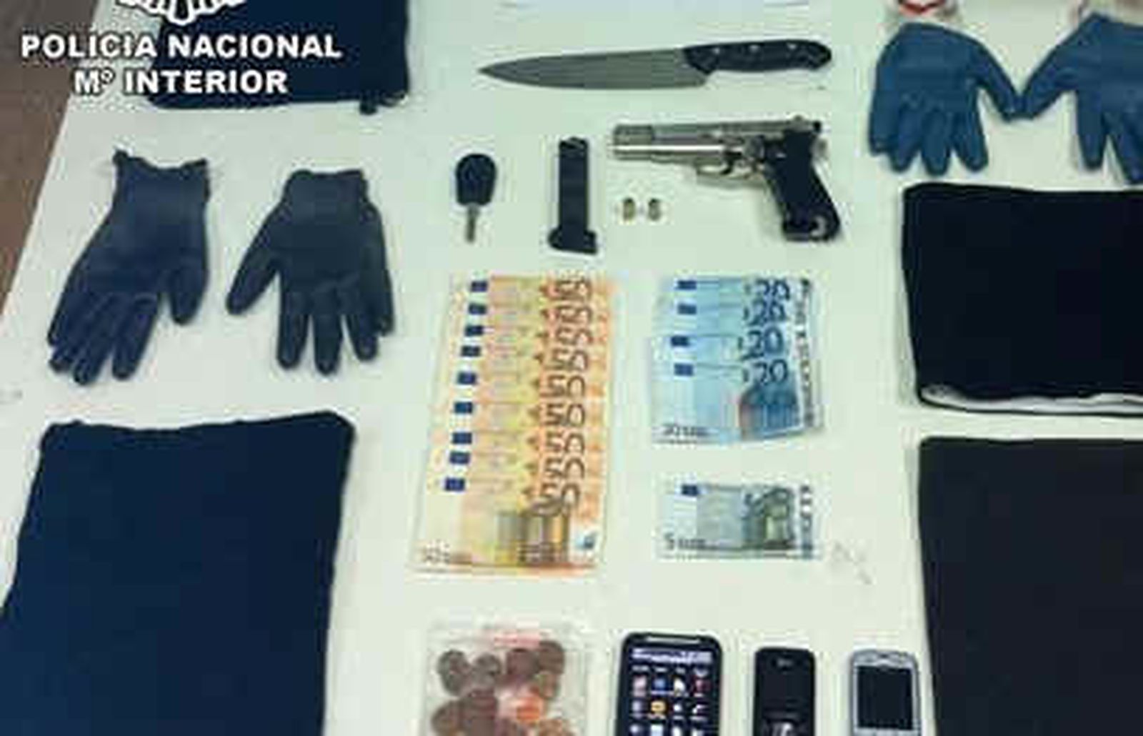 Detenidos cuatro jóvenes por atracar 35 comercios