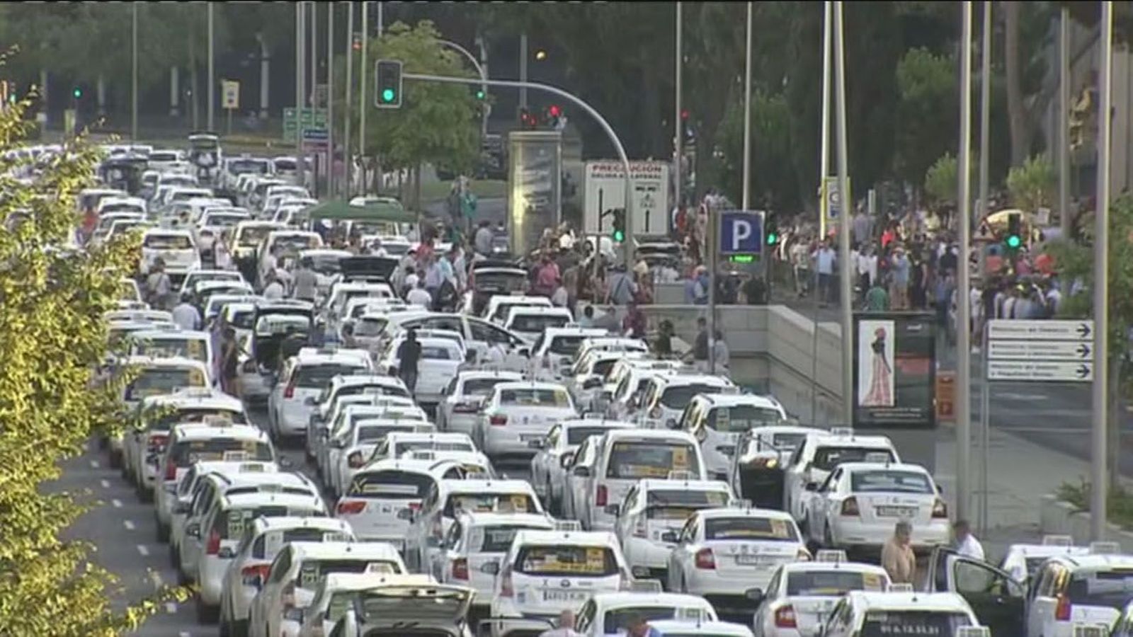 El taxi pierde un 30% de clientes en el último año en Madrid