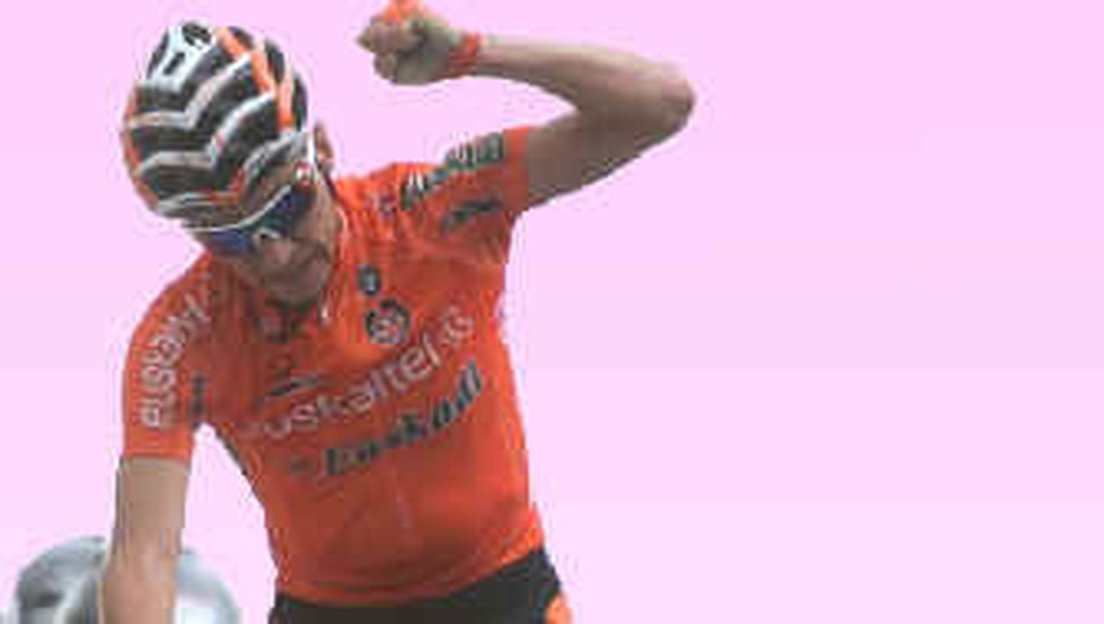 Mikel Nieve gana la etapa reina, Contador amplía su ventaja