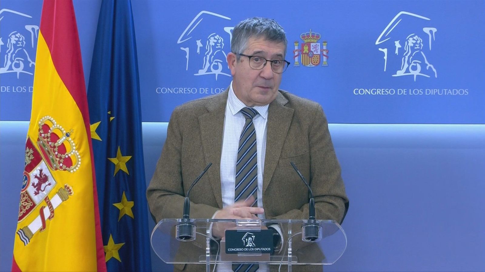 El PSOE prefiere una "única marca" a su izquierda mientras Podemos pasa de Sumar y tiende su mano a IU