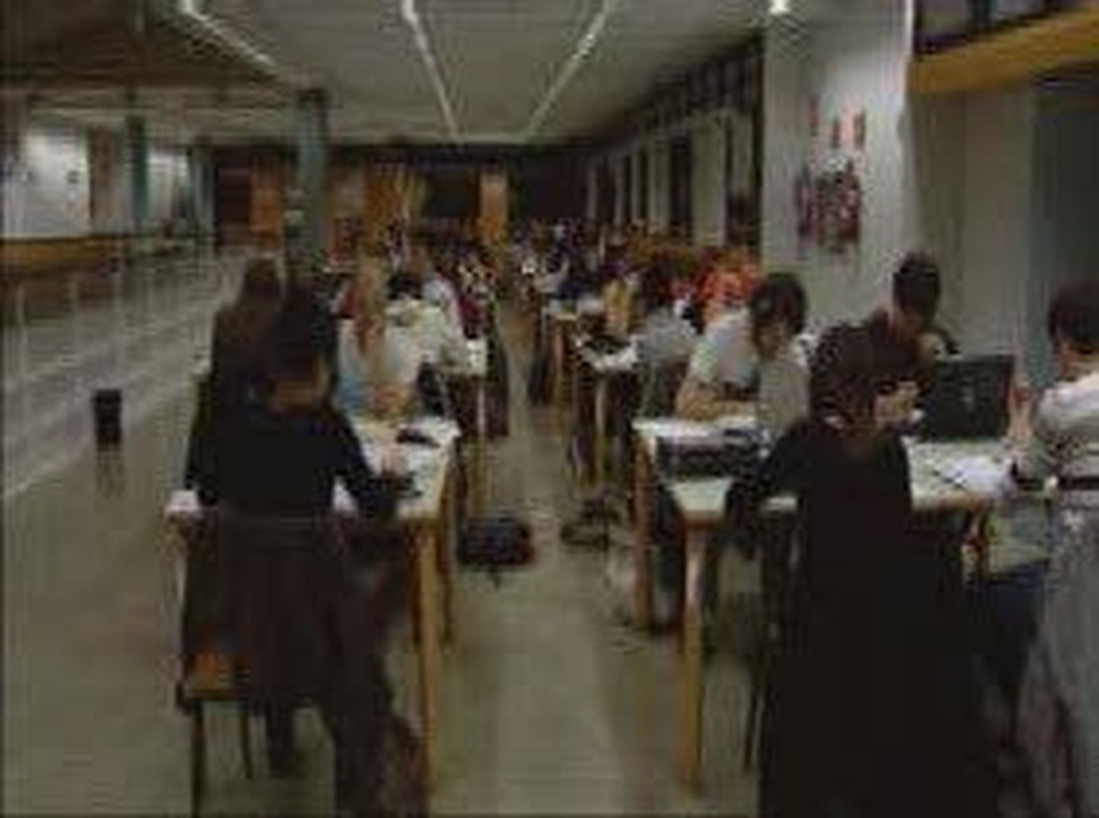 biblioteca2_2011122V0.wmv