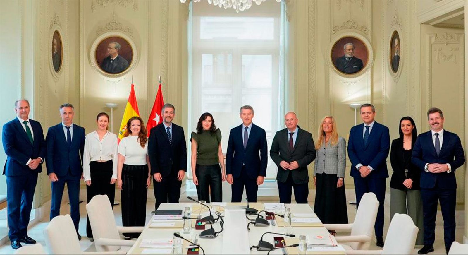 Feijóo se reunió este miércoles con Ayuso y su gobierno