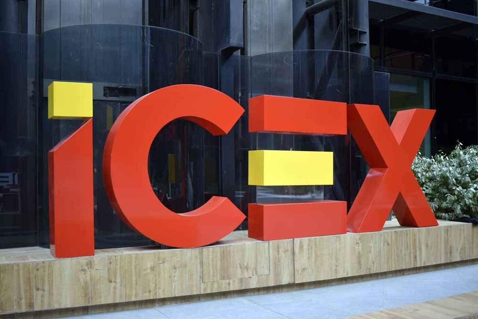 Ayudas del ICEX a pequeños negocios y startups que quieran exportar fuera de España