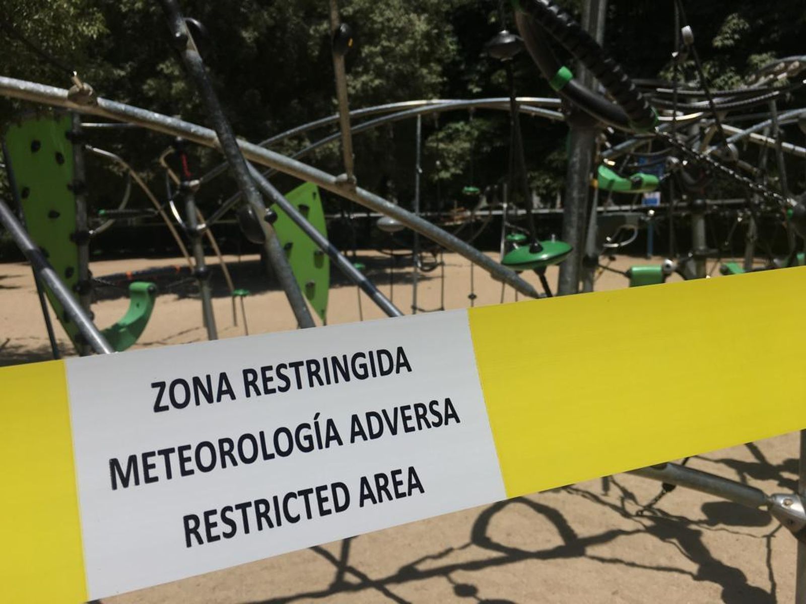 Zona balizada en el parque de El Retiro