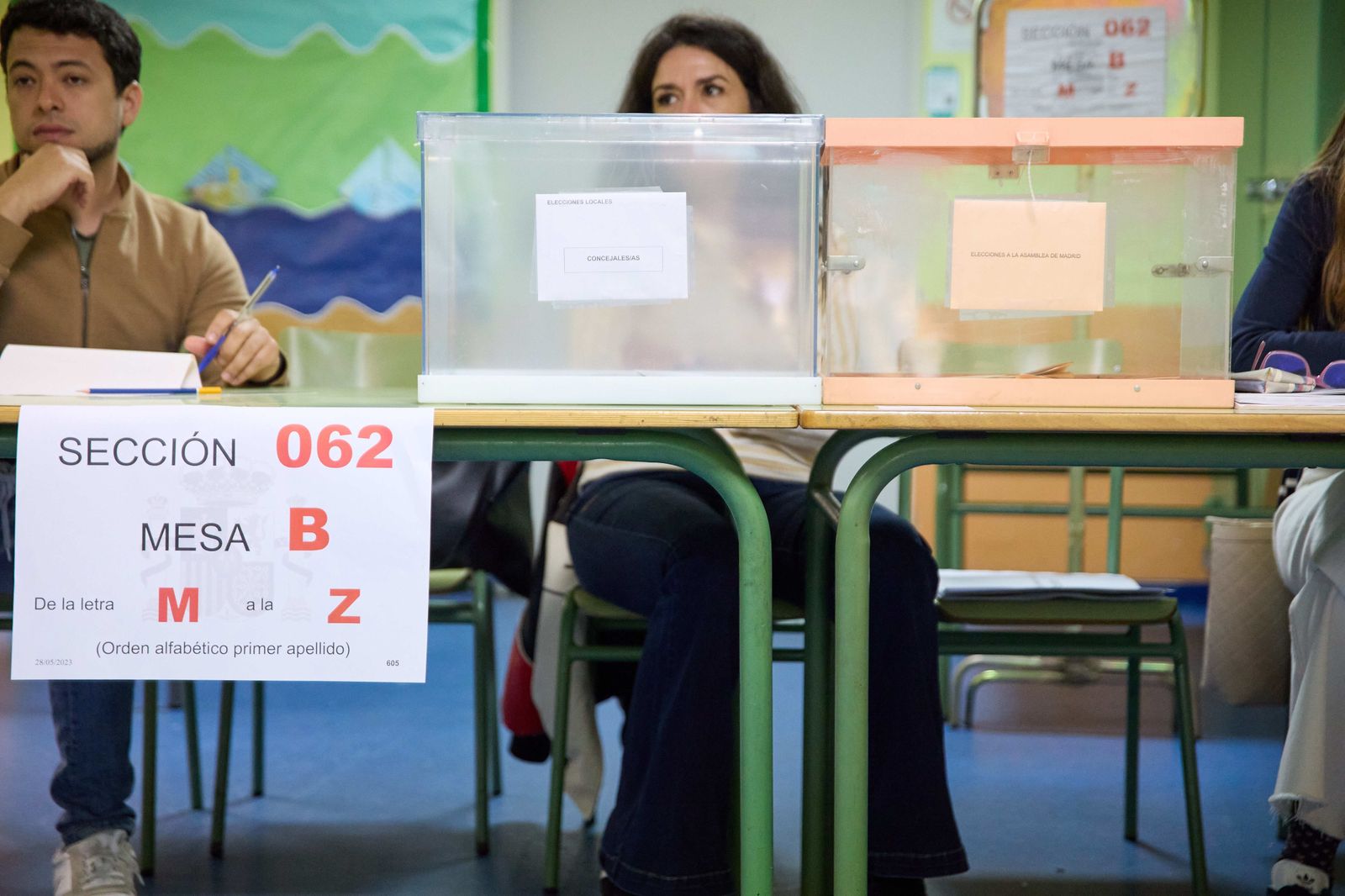 Los colegios electorales de Madrid abren con normalidad