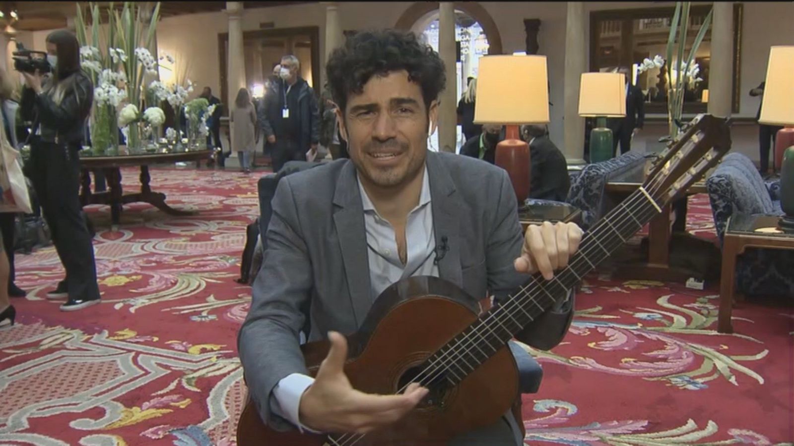 Homenaje a Aranjuez... con el Concierto de Aranjuez tocado con la guitarra de Pablo Sáinz-Villegas