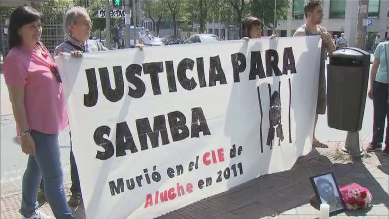 Juicio por la muerte en 2011 de una mujer congoleña en el CIE de Aluche