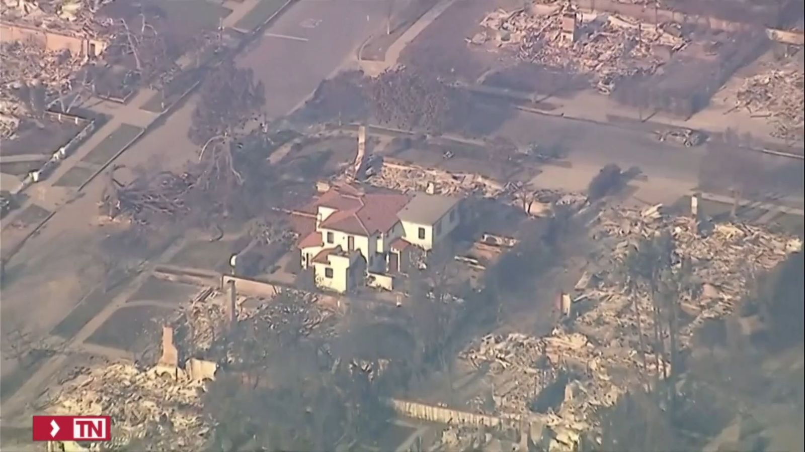 Los incendios siguen asolando Los Ángeles