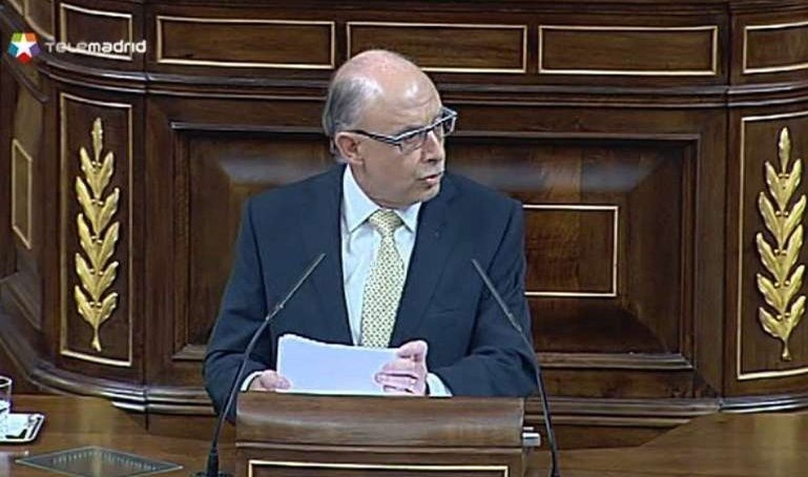Montoro asegura que se atisba la salida del túnel de la crisis económica