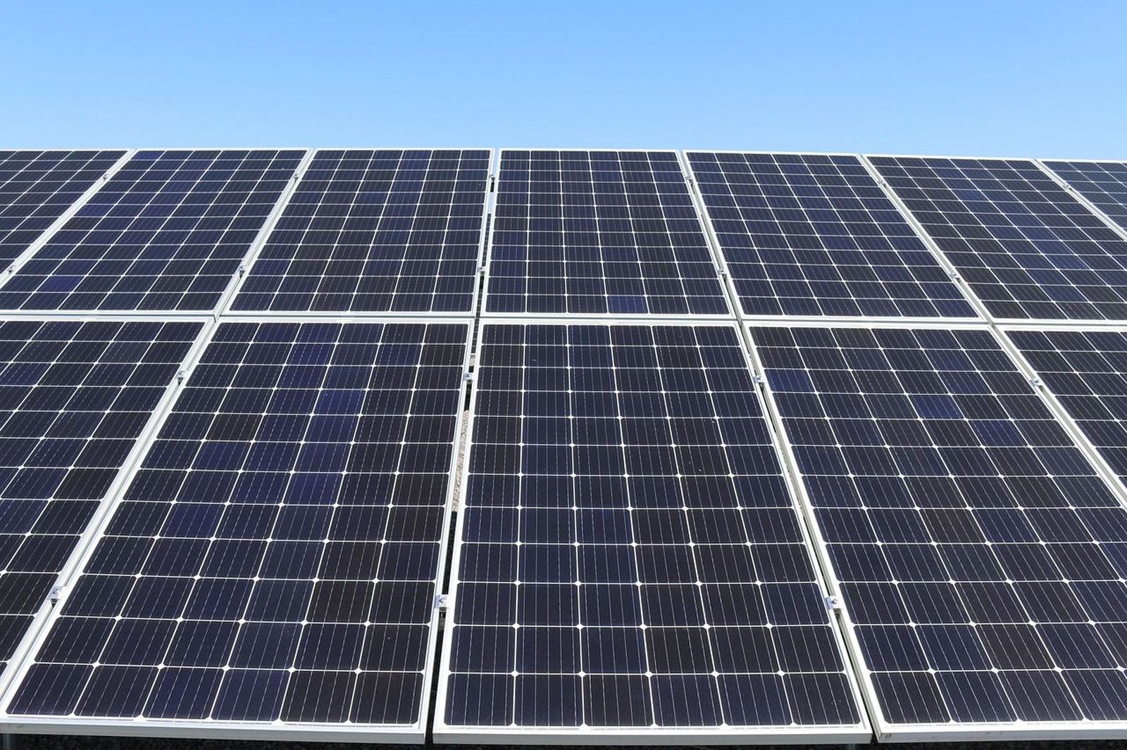 CSIC pone el foco en la importancia de "sistemas estabilización" en las plantas de energía renovable