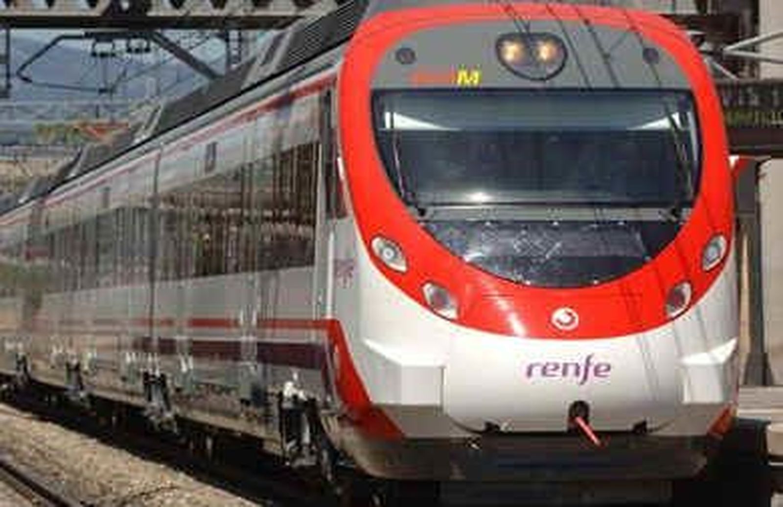 La Comunidad propone a Fomento que rebaje 4 puntos el IVA del transporte público