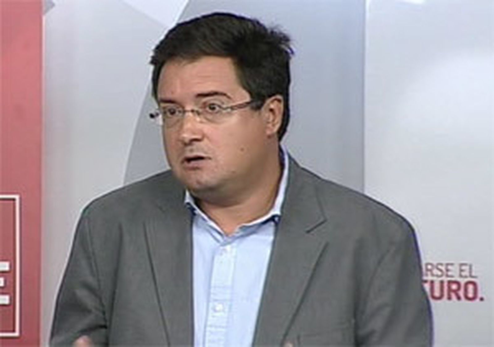 Oscar López