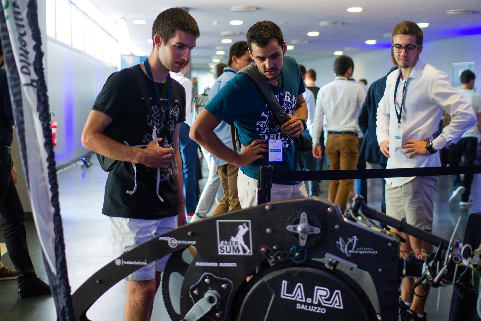 Participantes en el concurso de estudiantes de ingeniería celebrado en Turín