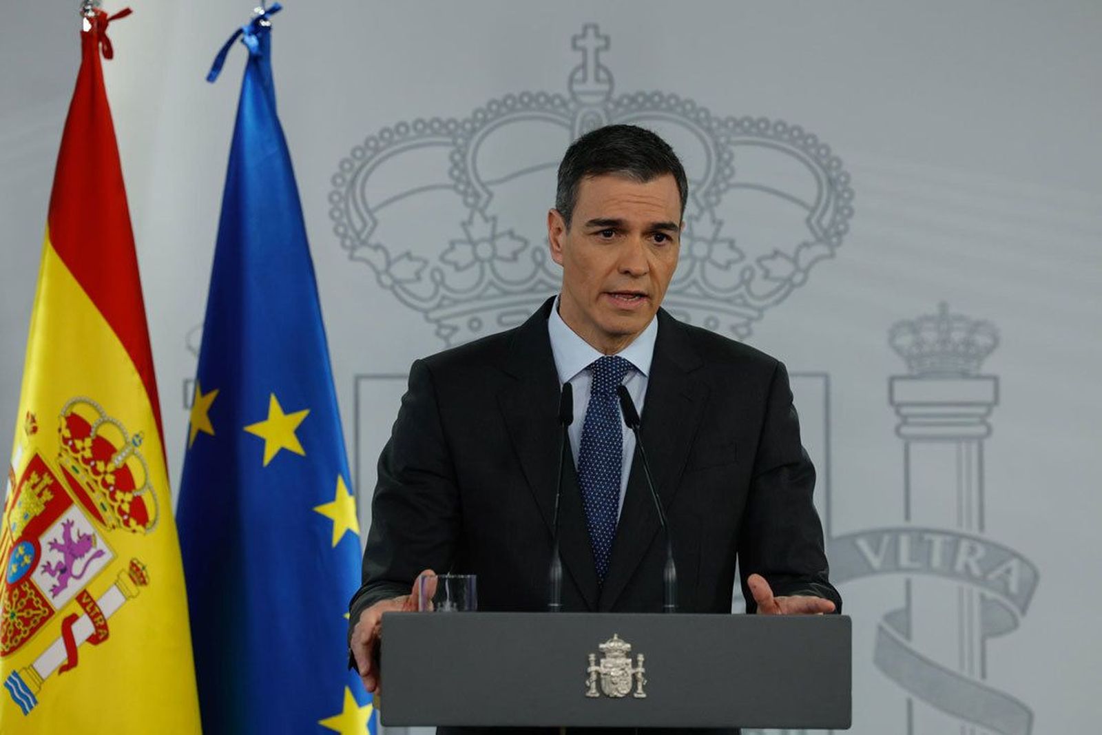 Sánchez aplaza concretar el aumento del gasto en Defensa y deja caer que no lo va a pasar por el Congreso