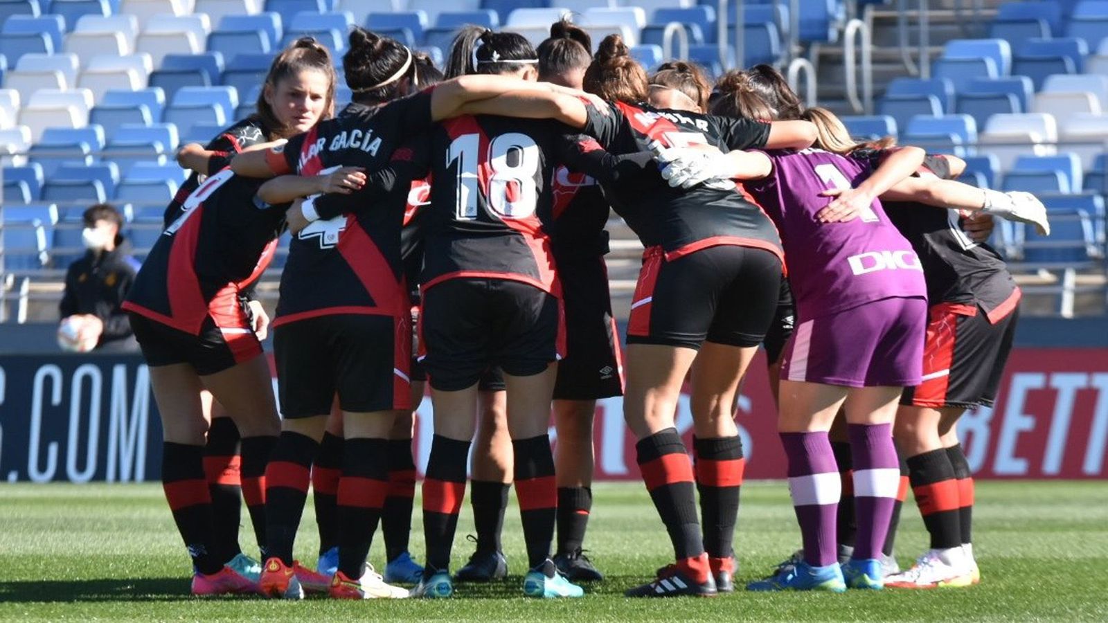El Rayo femenino se planta para denunciar las condiciones laborales