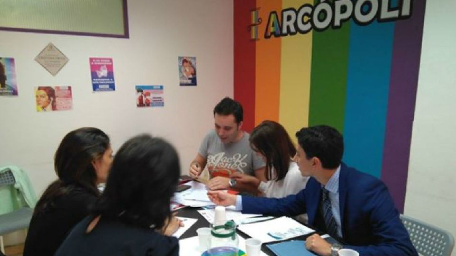 Estudiantes madrileños recibirán consejos para luchar  contra el ciberacoso