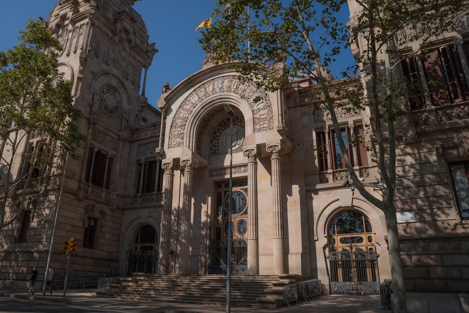 Fachada del Tribunal Superior de Justicia de Cataluña