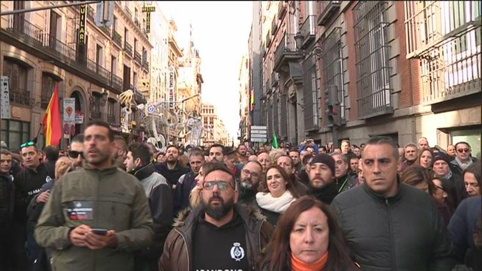 Funcionarios de prisiones denuncian "abandono institucional"ante el Congreso
