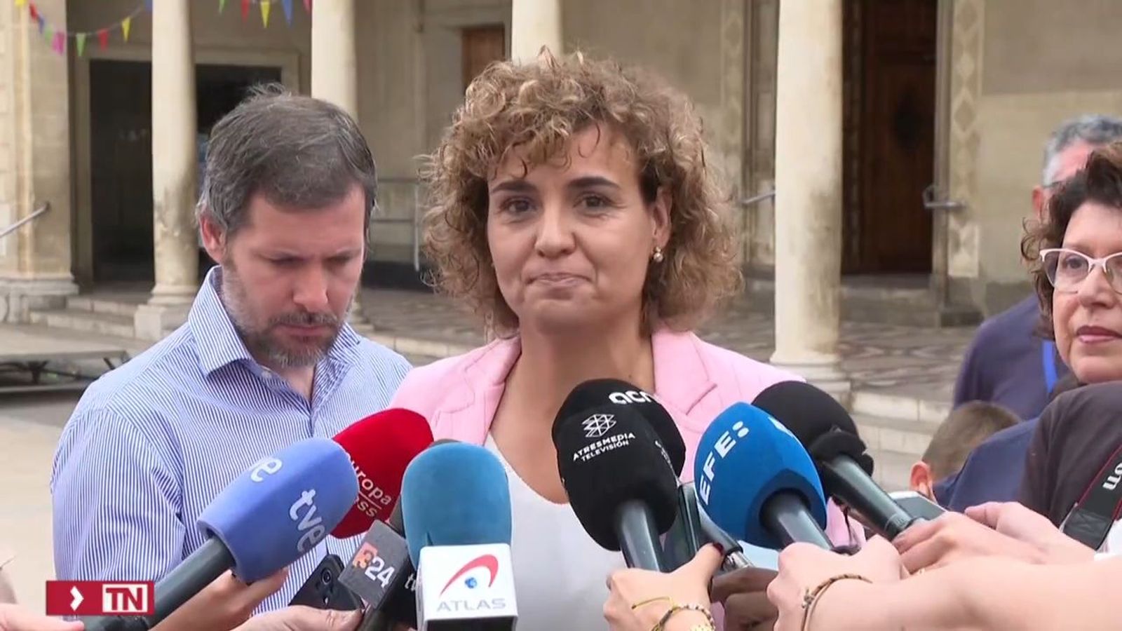 Los líderes y los candidatos a las elecciones europeas votan