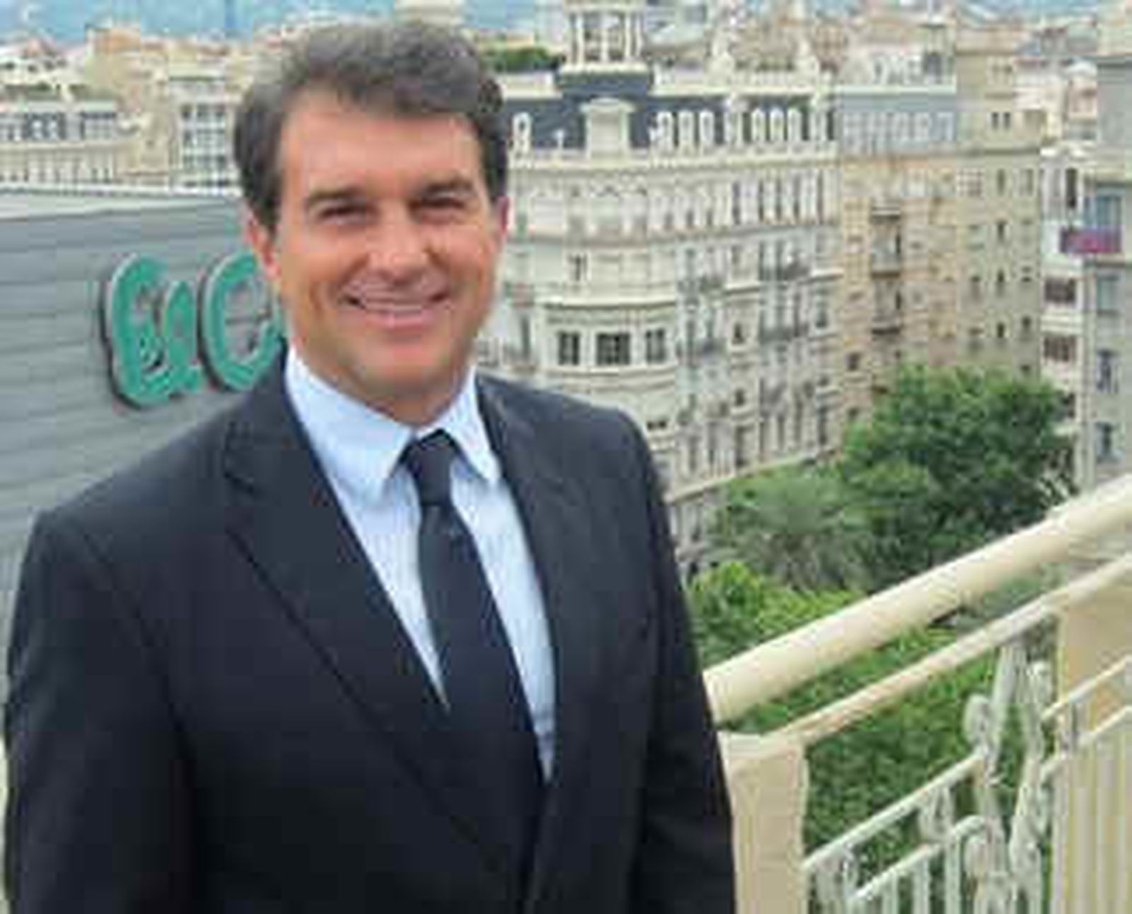 Laporta se ofrece como bisagra para coaligar CiU y ERC