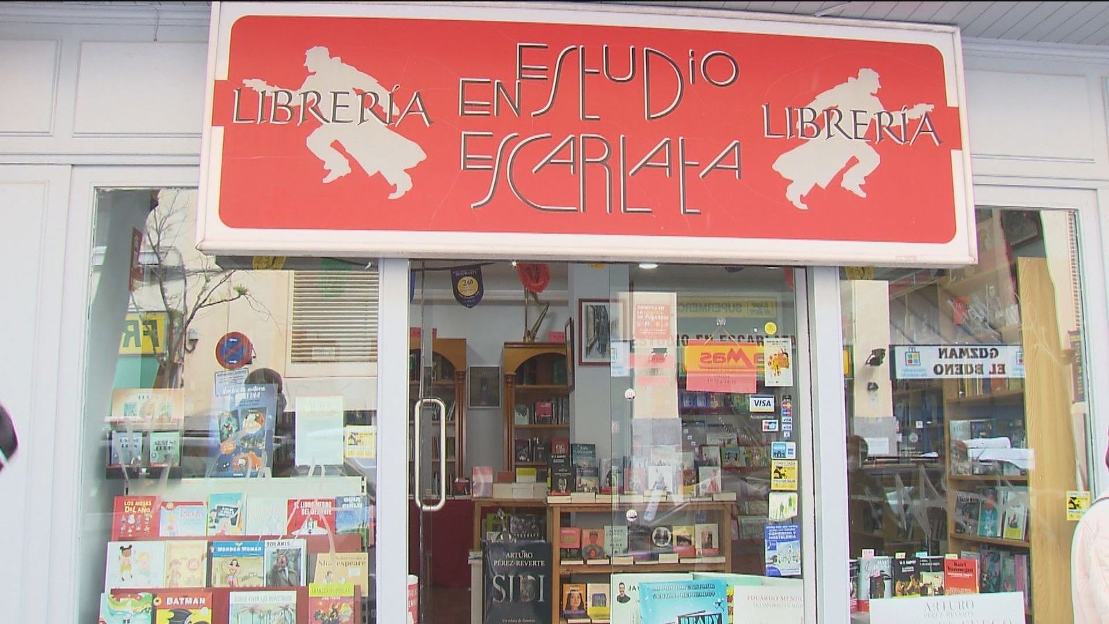 La especialización, una de las claves de la resistencia a cerrar de las librerías de barrio