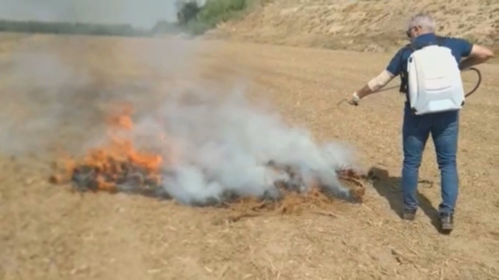 El invento español que es entre 50 y 100 veces más efectivo que el agua contra el fuego