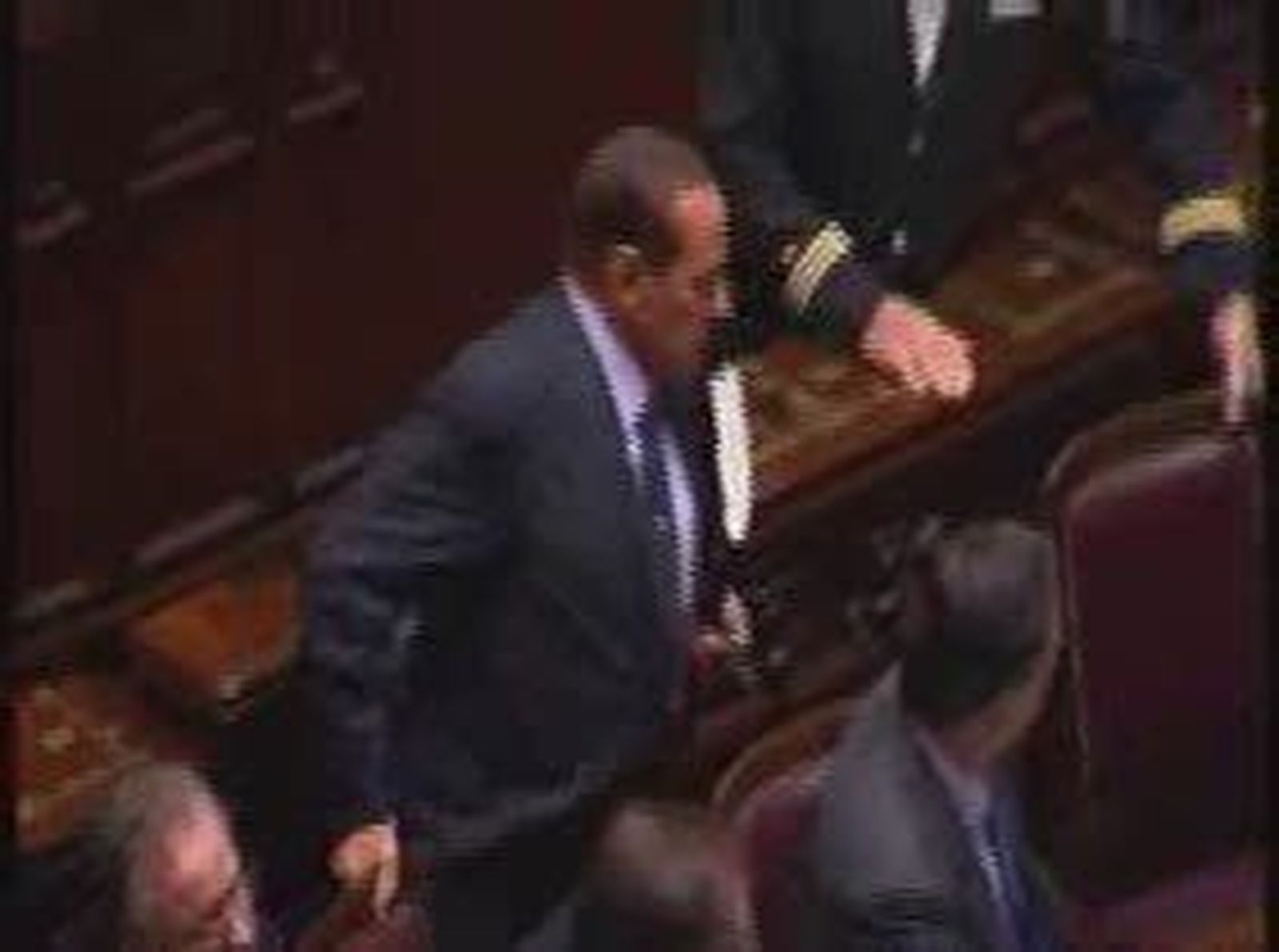 9berluconi_20101214V0.wmv