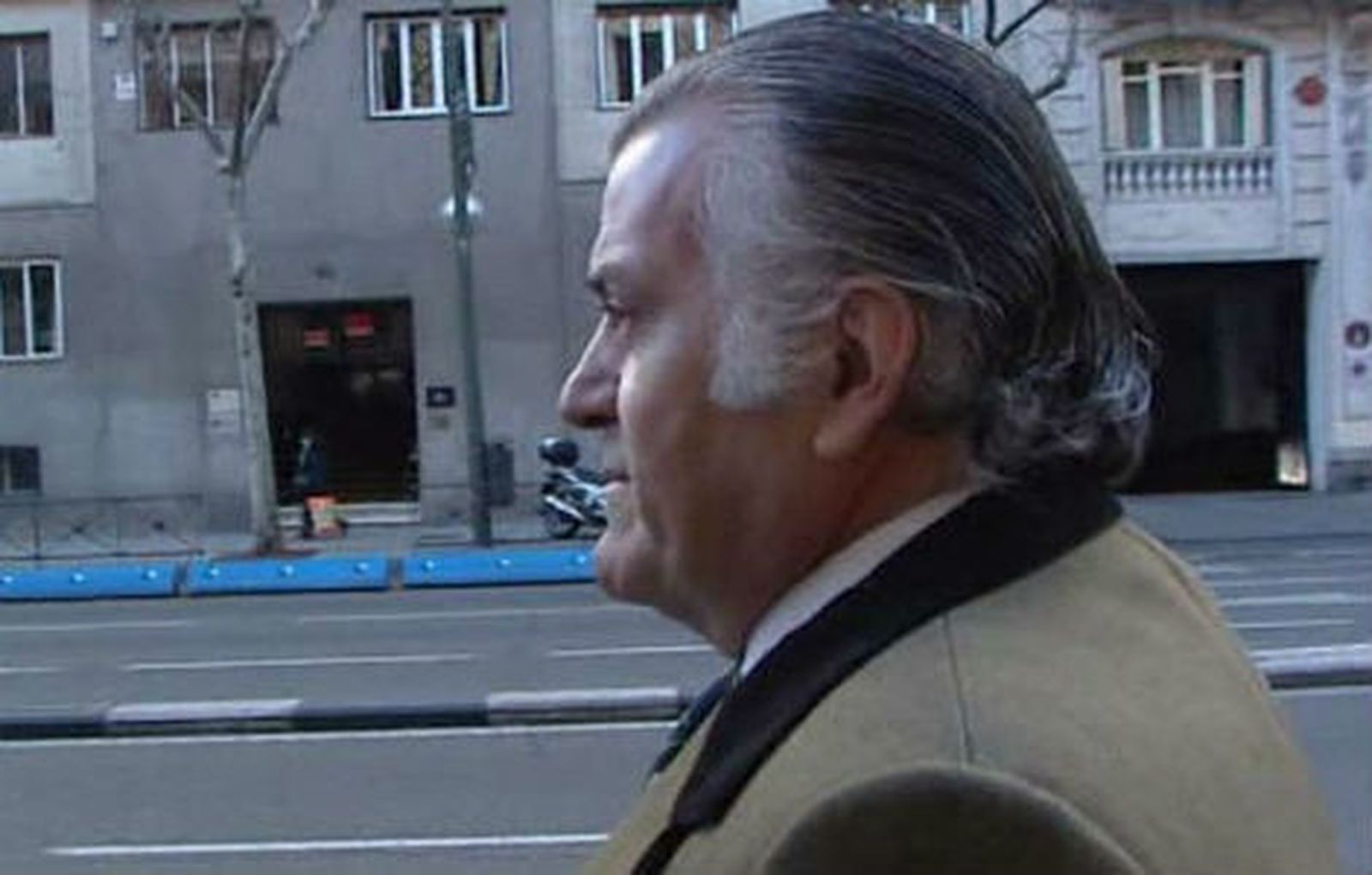 Ruz ordena el bloqueo de otras cinco cuentas de Bárcenas en Caixabank
