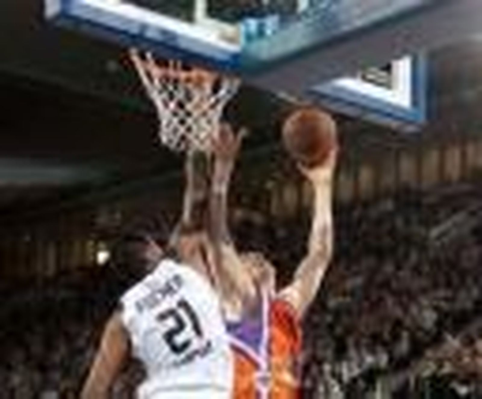 El Real Madrid perdió  el segundo partido de la serie de cuartos de final de la Euroliga