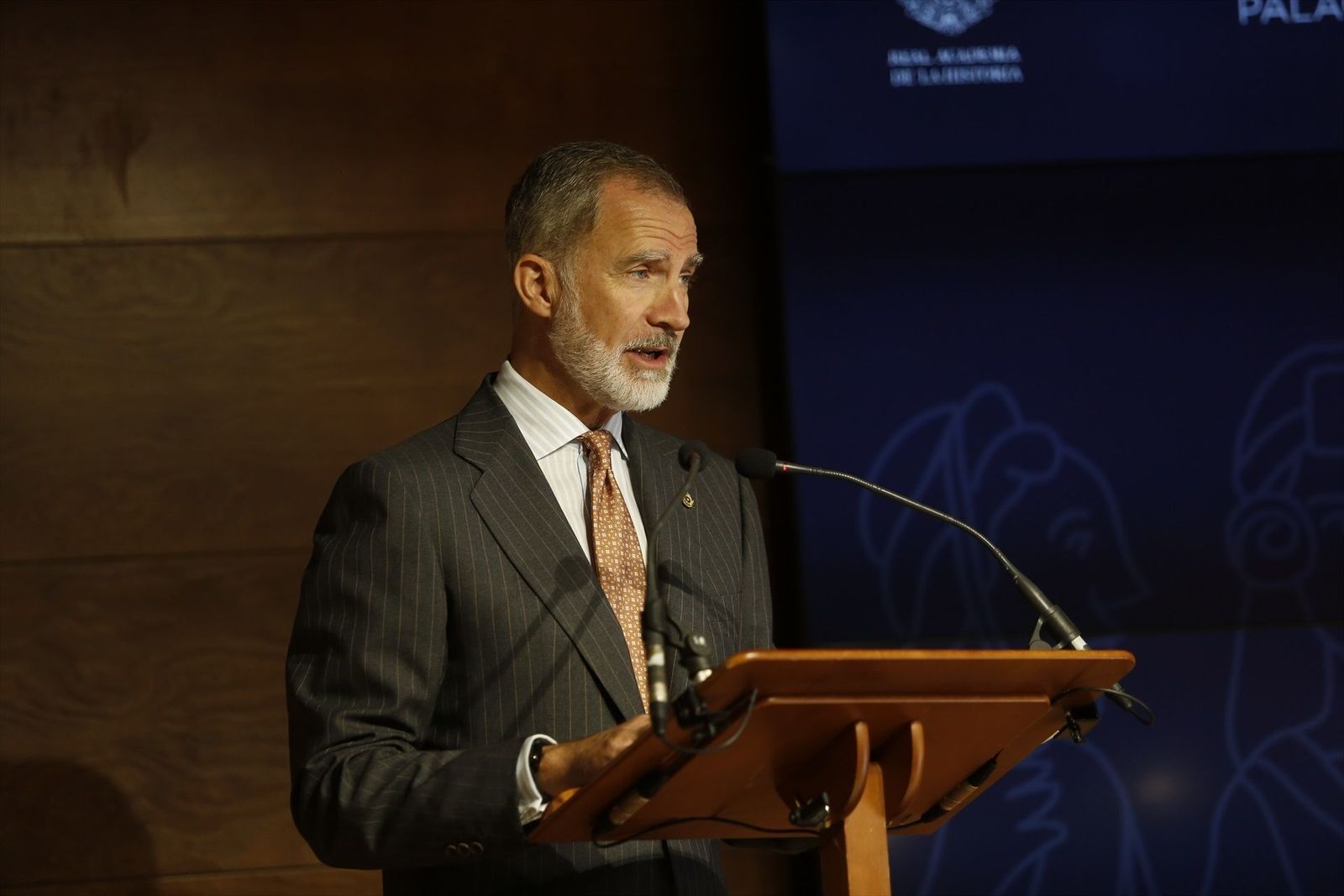 Felipe VI apela a la amistad en las relaciones de la comunidad hispanohablante